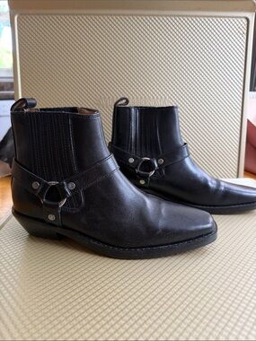 Madewell Black Leather Harness Chelsea Boots